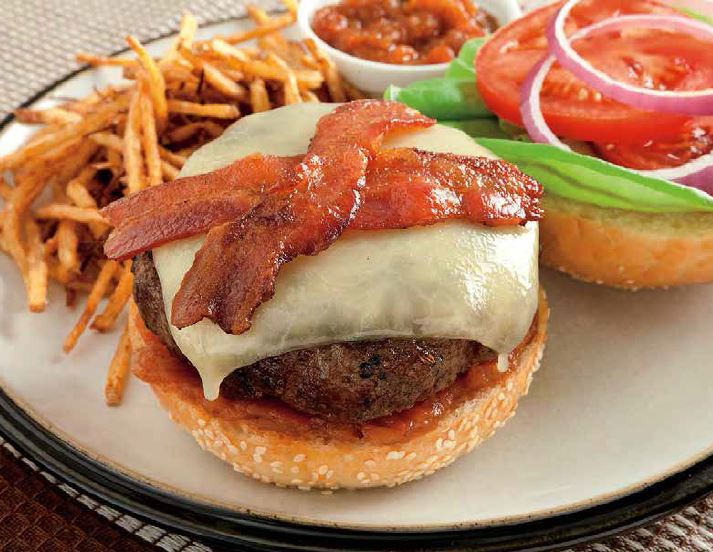 Cheeseburgers grilles au bacon fume